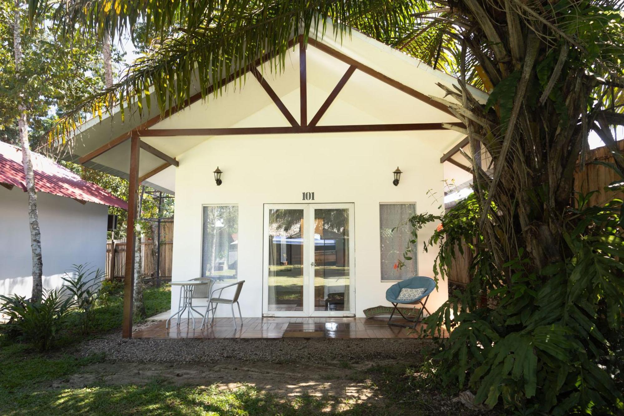 Chaikoni Lodge Pucallpa Exterior photo